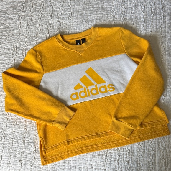 Adidas Crewneck Croptop sweatshirt - Picture 1 of 3